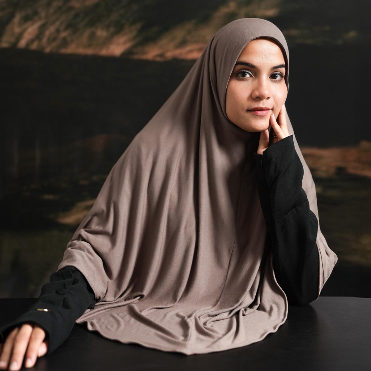 Gerai Hawa - Nayyara Hijab Instan Elegan untuk Kegiatan Sehari-hari dan Acara Formal